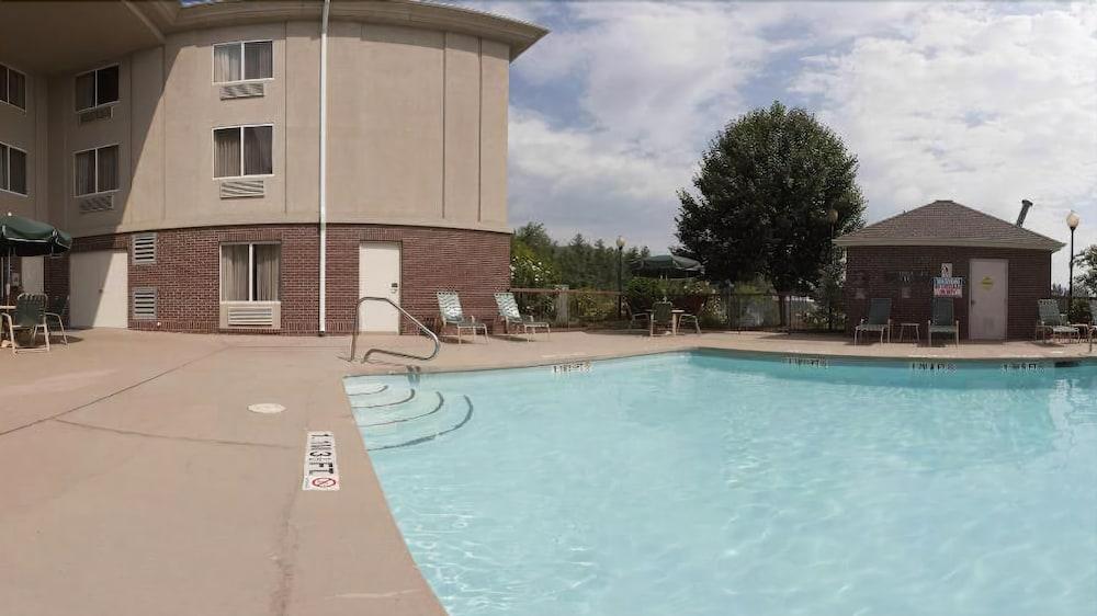 Comfort Inn & Suites Brevard Bagian luar foto