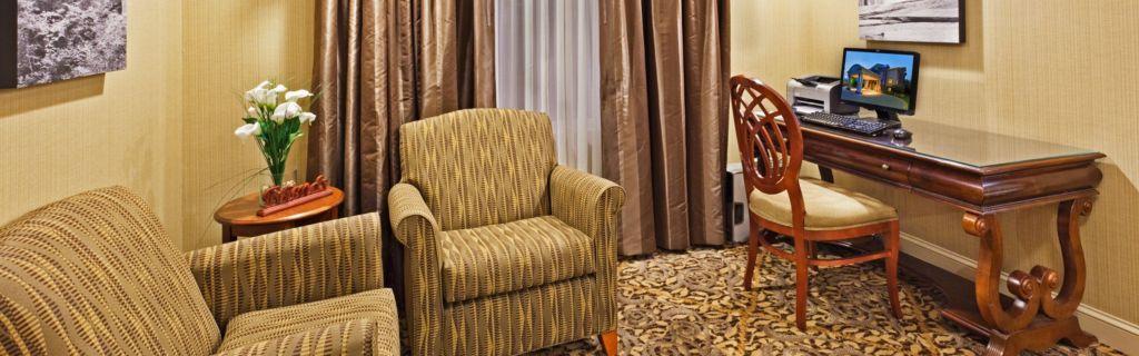 Comfort Inn & Suites Brevard Bagian luar foto