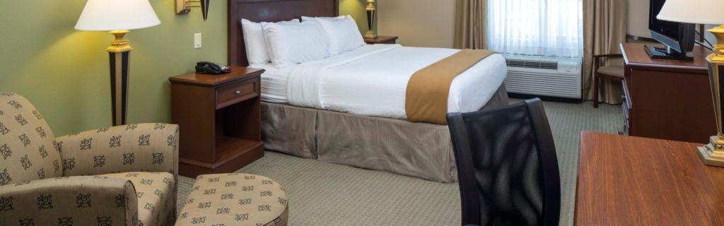 Comfort Inn & Suites Brevard Bagian luar foto