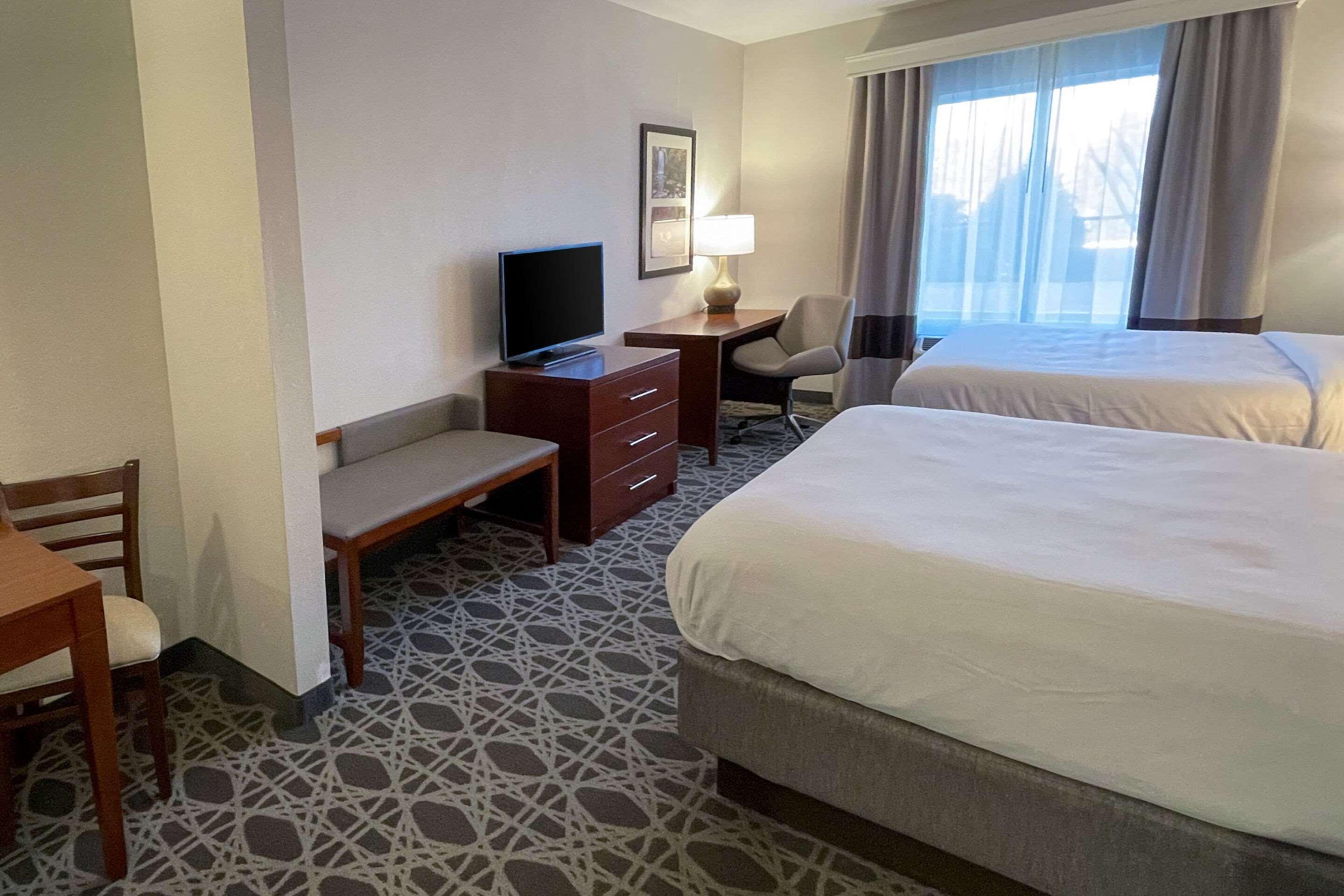 Comfort Inn & Suites Brevard Bagian luar foto